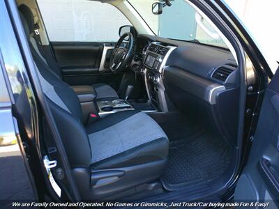 2015 Toyota 4Runner SR5   - Photo 30 - Mesa, AZ 85202