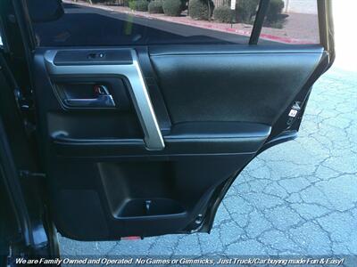 2015 Toyota 4Runner SR5   - Photo 27 - Mesa, AZ 85202