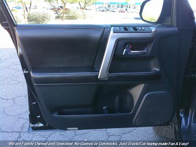2015 Toyota 4Runner SR5   - Photo 13 - Mesa, AZ 85202