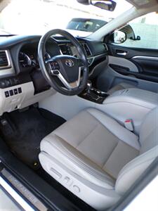 2018 Toyota Highlander Limited - Photo 15 - Mesa, AZ 85202