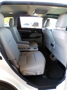2018 Toyota Highlander Limited - Photo 24 - Mesa, AZ 85202