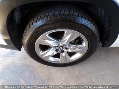 2018 Toyota Highlander Limited - Photo 47 - Mesa, AZ 85202