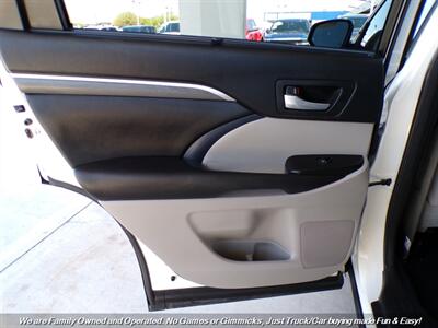 2018 Toyota Highlander Limited - Photo 19 - Mesa, AZ 85202