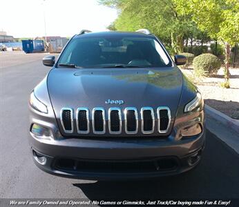 2018 Jeep Cherokee Latitude Plus   - Photo 2 - Mesa, AZ 85202