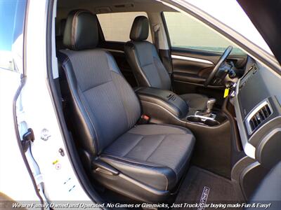 2017 Toyota Highlander LE   - Photo 28 - Mesa, AZ 85202