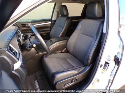 2017 Toyota Highlander LE   - Photo 16 - Mesa, AZ 85202