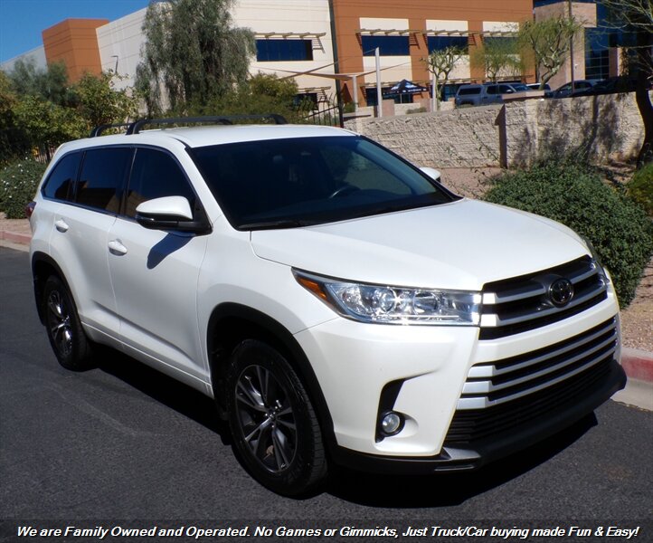 2017 Toyota Highlander LE   - Photo 1 - Mesa, AZ 85202