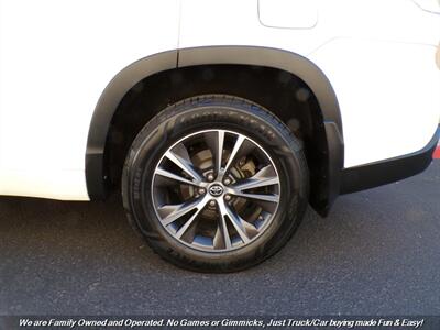 2017 Toyota Highlander LE   - Photo 46 - Mesa, AZ 85202