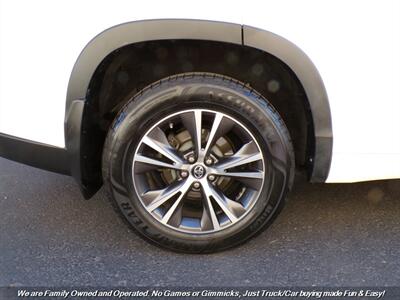 2017 Toyota Highlander LE   - Photo 44 - Mesa, AZ 85202