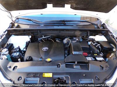 2017 Toyota Highlander LE   - Photo 49 - Mesa, AZ 85202