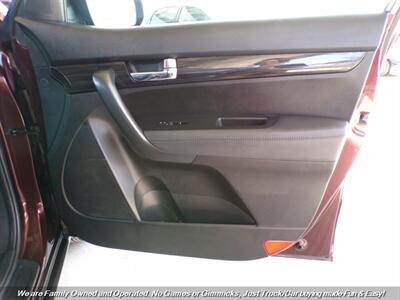 2012 Kia Sorento LX - Photo 30 - Mesa, AZ 85202