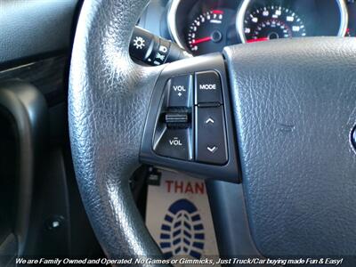 2012 Kia Sorento LX - Photo 32 - Mesa, AZ 85202
