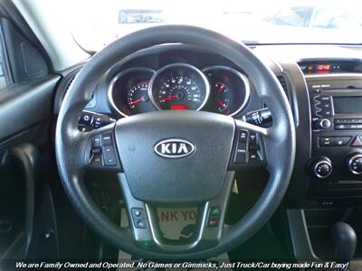 2012 Kia Sorento LX - Photo 14 - Mesa, AZ 85202