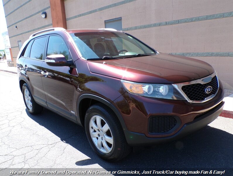 2012 Kia Sorento LX  