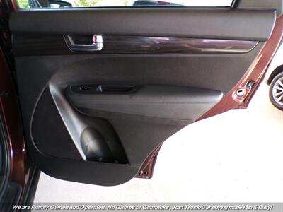 2012 Kia Sorento LX - Photo 26 - Mesa, AZ 85202