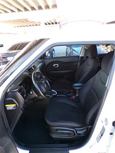 2018 Kia Soul - Photo 15 - Mesa, AZ 85202