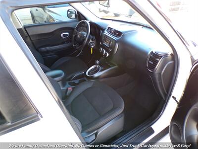 2018 Kia Soul - Photo 28 - Mesa, AZ 85202