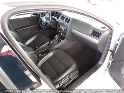 2015 Volkswagen Jetta SE   - Photo 27 - Mesa, AZ 85202