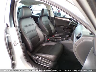 2015 Volkswagen Jetta SE   - Photo 25 - Mesa, AZ 85202