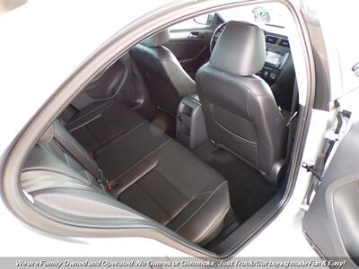 2015 Volkswagen Jetta SE   - Photo 23 - Mesa, AZ 85202