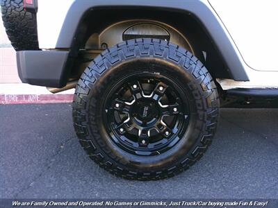 2018 Jeep Wrangler Unlimited Sport   - Photo 41 - Mesa, AZ 85202