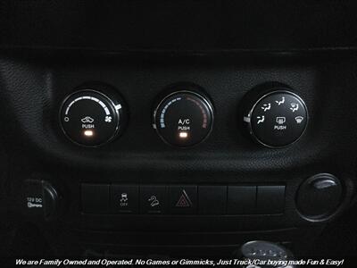 2018 Jeep Wrangler Unlimited Sport   - Photo 34 - Mesa, AZ 85202