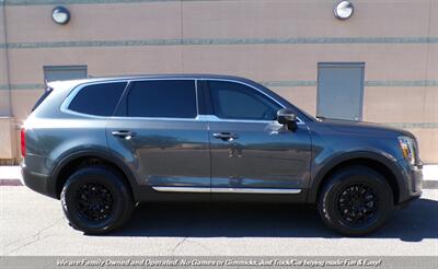 2021 Kia Telluride LX - Photo 8 - Mesa, AZ 85202