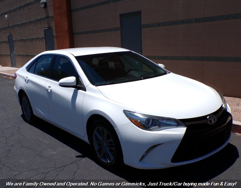 2016 Toyota Camry SE   - Photo 1 - Mesa, AZ 85202