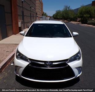 2016 Toyota Camry SE - Photo 2 - Mesa, AZ 85202