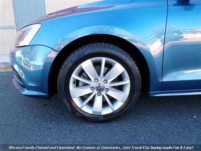 2015 Volkswagen Jetta SE   - Photo 45 - Mesa, AZ 85202