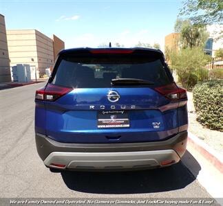 2021 Nissan Rogue SV - Photo 4 - Mesa, AZ 85202
