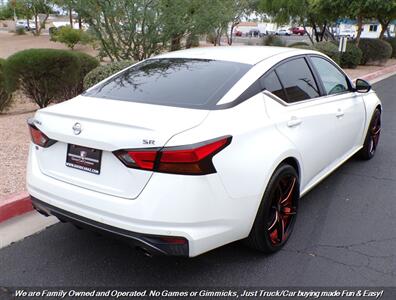 2021 Nissan Altima 2.5 SR   - Photo 6 - Mesa, AZ 85202