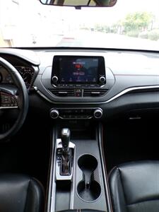 2021 Nissan Altima 2.5 SR   - Photo 35 - Mesa, AZ 85202