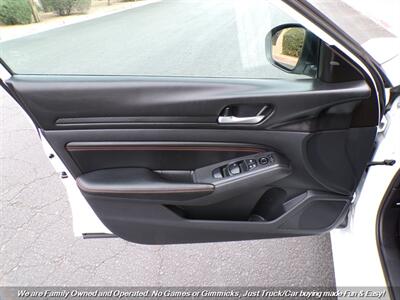 2021 Nissan Altima 2.5 SR   - Photo 12 - Mesa, AZ 85202