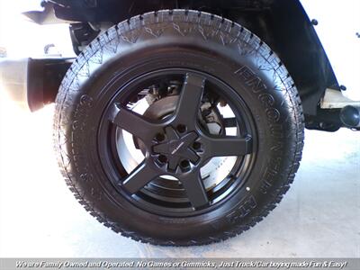 2012 Jeep Wrangler Sahara   - Photo 34 - Mesa, AZ 85202