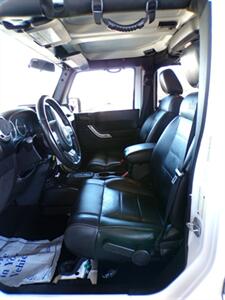 2012 Jeep Wrangler Sahara   - Photo 14 - Mesa, AZ 85202