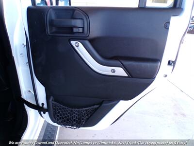 2012 Jeep Wrangler Sahara   - Photo 23 - Mesa, AZ 85202