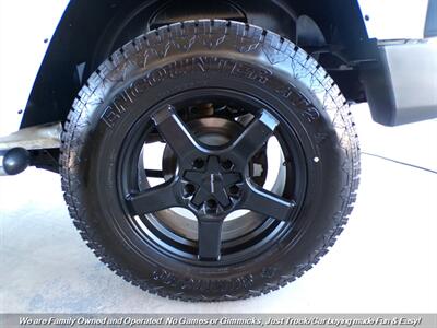 2012 Jeep Wrangler Sahara   - Photo 35 - Mesa, AZ 85202