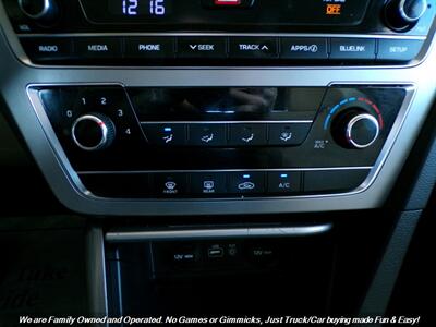 2016 Hyundai SONATA SE   - Photo 36 - Mesa, AZ 85202