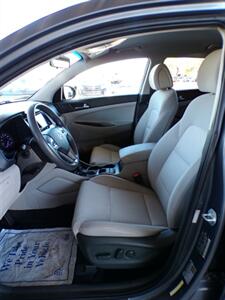 2018 Hyundai TUCSON SEL   - Photo 14 - Mesa, AZ 85202