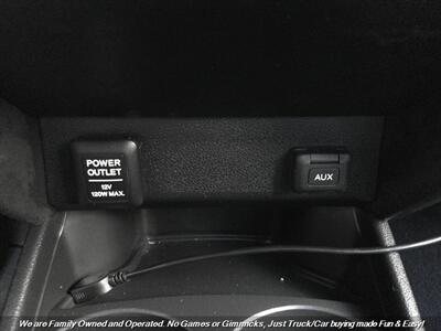 2010 Honda Fit Sport   - Photo 35 - Mesa, AZ 85202