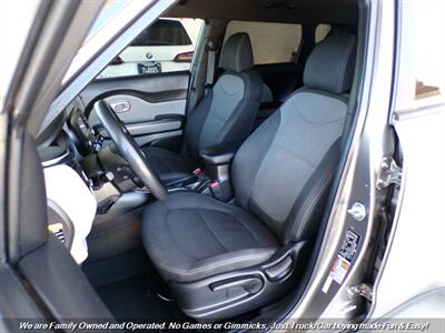 2017 Kia Soul + - Photo 16 - Mesa, AZ 85202