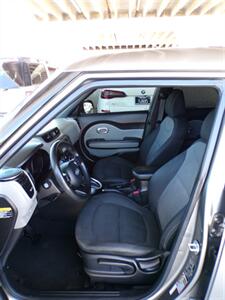 2017 Kia Soul + - Photo 15 - Mesa, AZ 85202