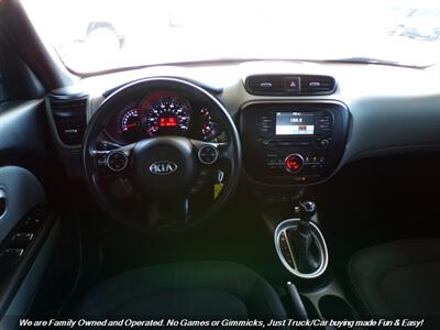 2017 Kia Soul + - Photo 32 - Mesa, AZ 85202