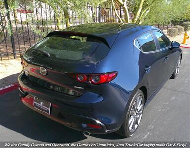 2021 Mazda Mazda3 Hatchback Select   - Photo 6 - Mesa, AZ 85202