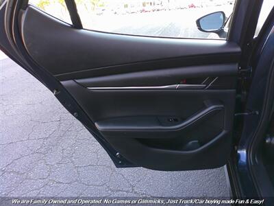 2021 Mazda Mazda3 Hatchback Select   - Photo 18 - Mesa, AZ 85202