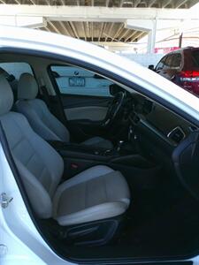 2017 Mazda Mazda6 Touring   - Photo 20 - Mesa, AZ 85202