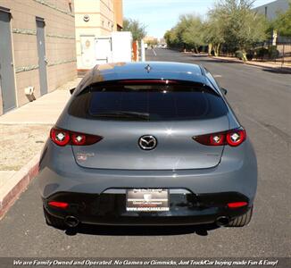 2022 Mazda Mazda3 Hatchback Premium   - Photo 4 - Mesa, AZ 85202
