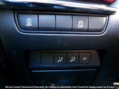 2022 Mazda Mazda3 Hatchback Premium   - Photo 37 - Mesa, AZ 85202