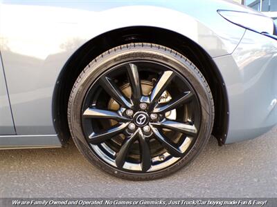 2022 Mazda Mazda3 Hatchback Premium   - Photo 49 - Mesa, AZ 85202